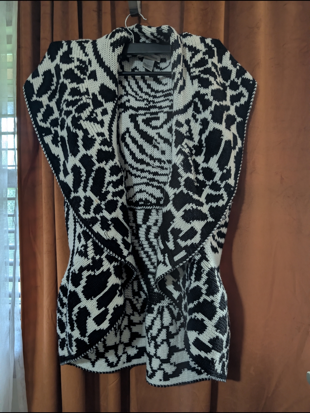 JohnPaulRichard Black and White Draped Open-Front Cardigan